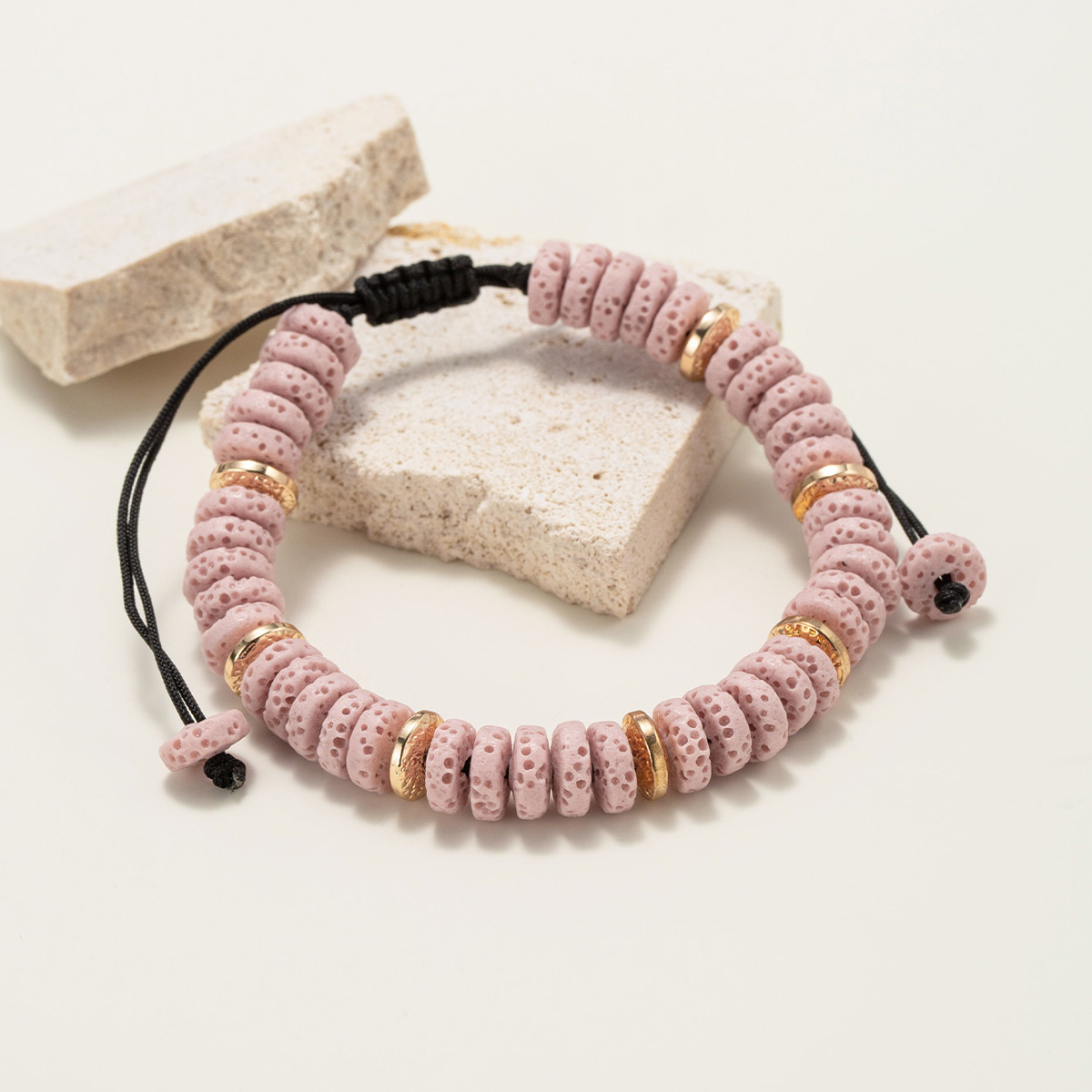 欧美跨境小众高级感粉色火山石手工编织抽绳手链手饰品