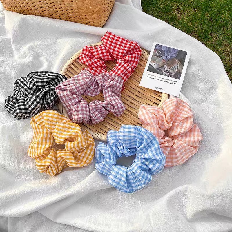 Spring And Summer Fresh Check Large Colon Hairband Sweet Girl Hair Tie High Elastic Hair Bun Headwear Hair Accessories Application Scenario