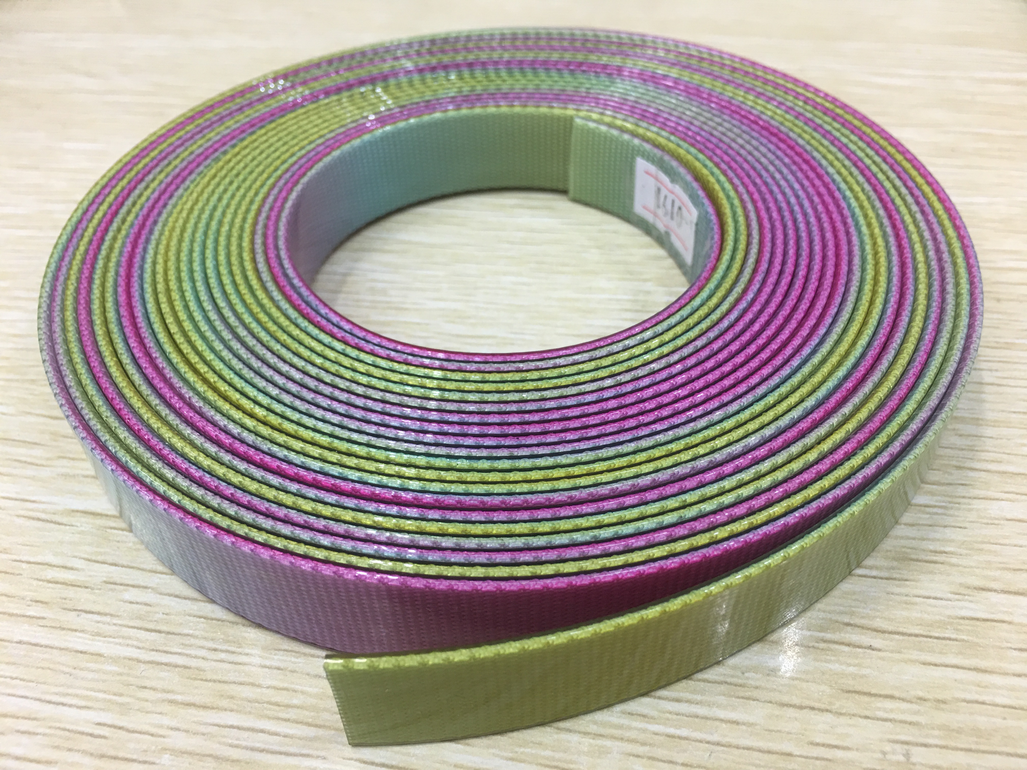 热销TPU渐变色宠物项圈 宠物绳 可调节宠物脖套