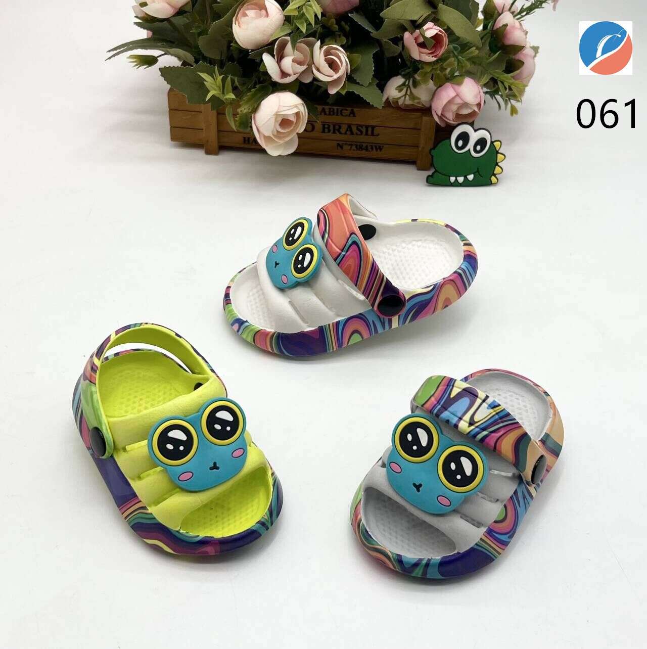 Boys' slippers Summer children's slippers non-slip soft soles medium children indoor home children bath boys girls