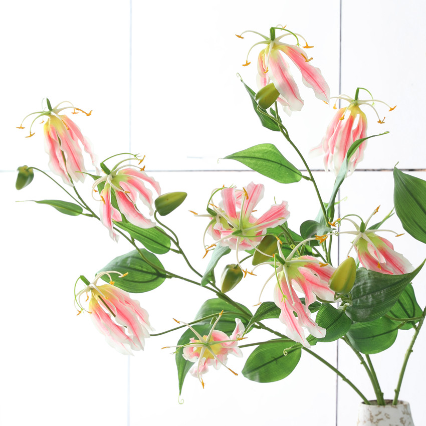 Artificial flower flame lily, artificial flower Jialan, modern home model room decoration, wedding photography, cross-border silk flower wholesale details Picture