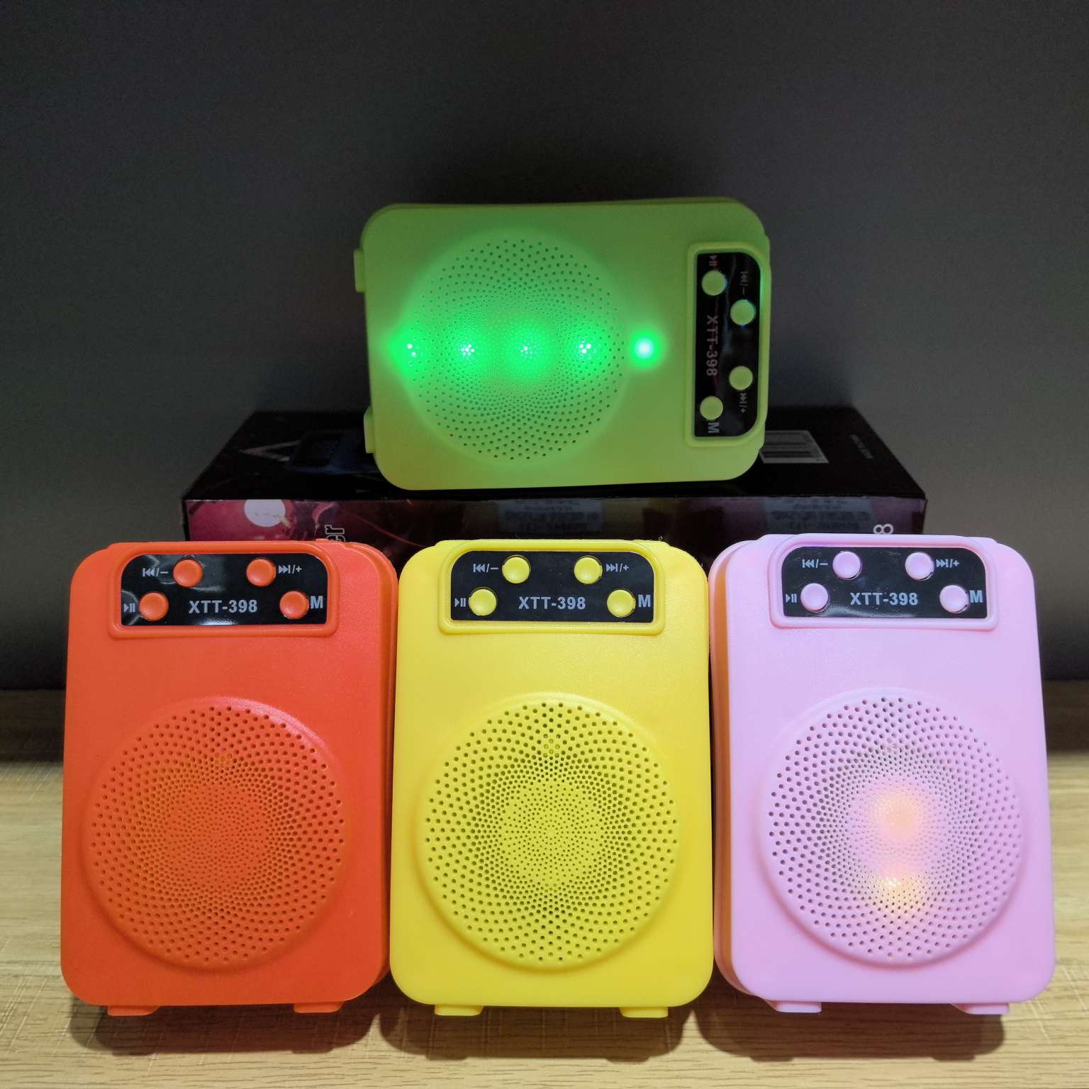 马克龙色3寸蓝牙音箱七彩灯光南美市场爆款音响RGB灯光详情5