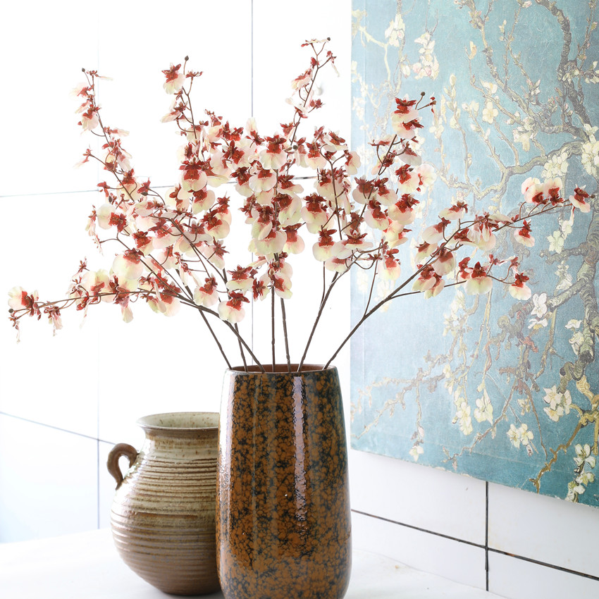 Artificial flowers, silk flowers, simulated flowers, 3D printed colored silk fabric, dancing orchids, artificial flowers, New Year flowers, and oncidium orchids for home decoration and wedding arrangements Application Scenario