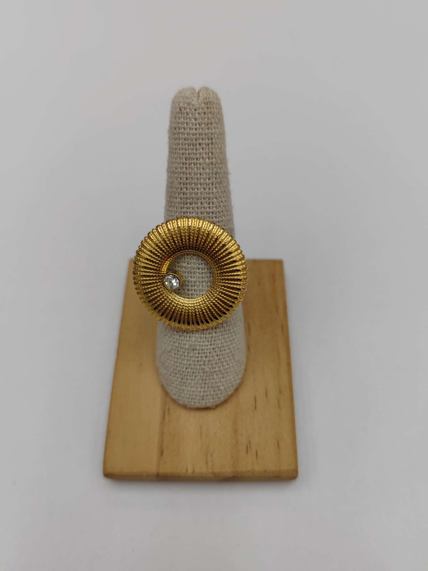 不锈钢材质 金色 镶钻 欧美流行风 大尺寸不锈钢戒指 INS爆款