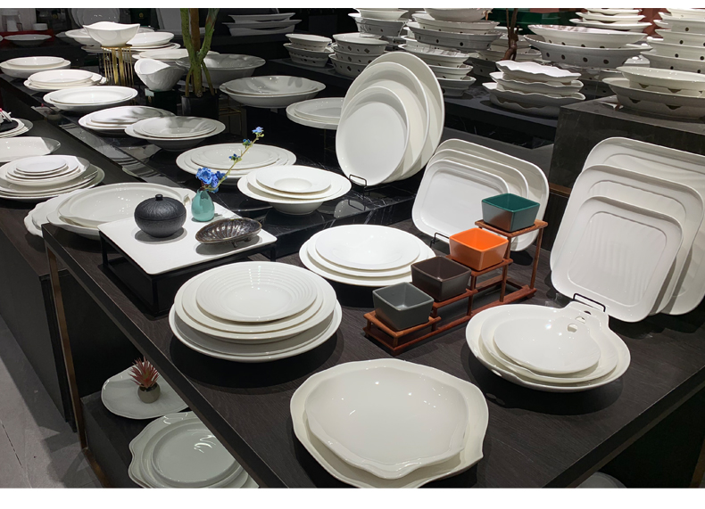 酒店用品后厨餐具陶瓷10寸/12寸不规则折纸圆汤盘低骨瓷意境菜餐具深盘甜品盘批发详情1
