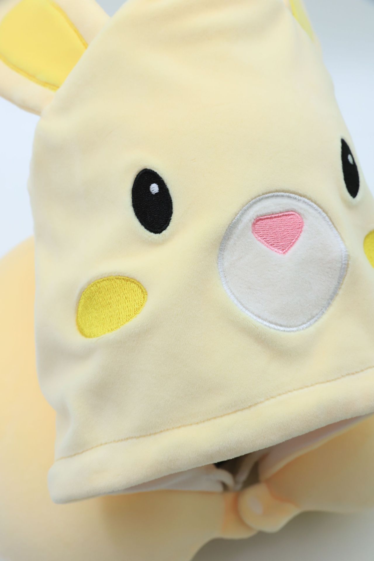 Cute cartoon hooded memory foam U-shaped pillow, Kang Le House hooded travel neck pillow, slow rebound neck protection pillow custom-made pic 13