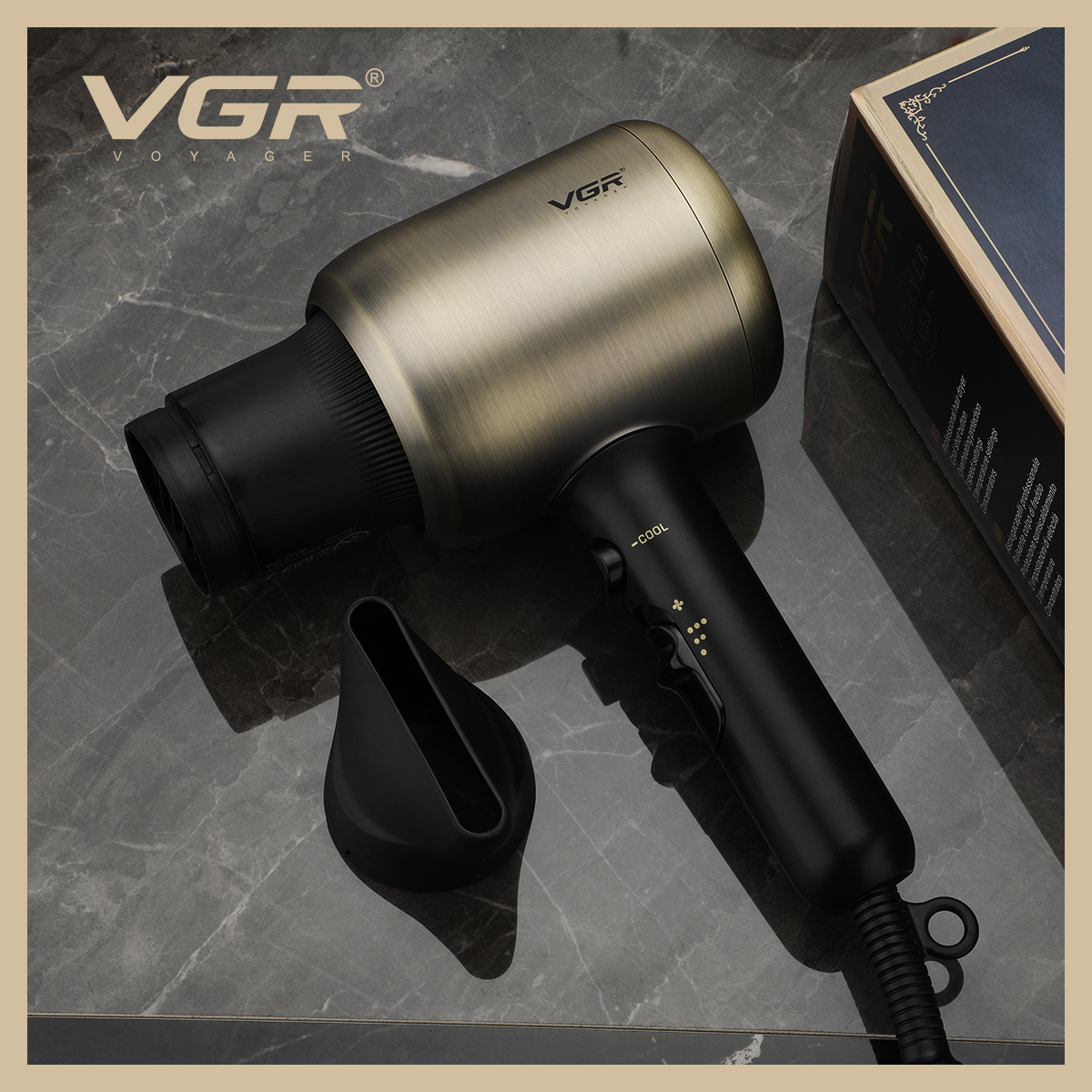 VGR453 Cross-border New Product High-power Hair Dryer, hair salon, household quick-drying, cold and hot air, retro hair dryer Application Scenario