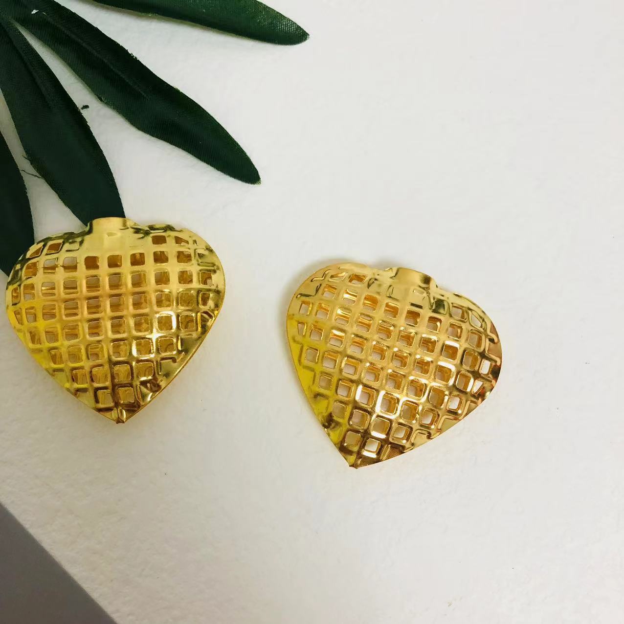 LED星星闪彩灯铁艺爱心圣诞造型灯串庭院户外露营求婚婚庆
霓虹灯室内led灯串灯霓虹灯详情图19