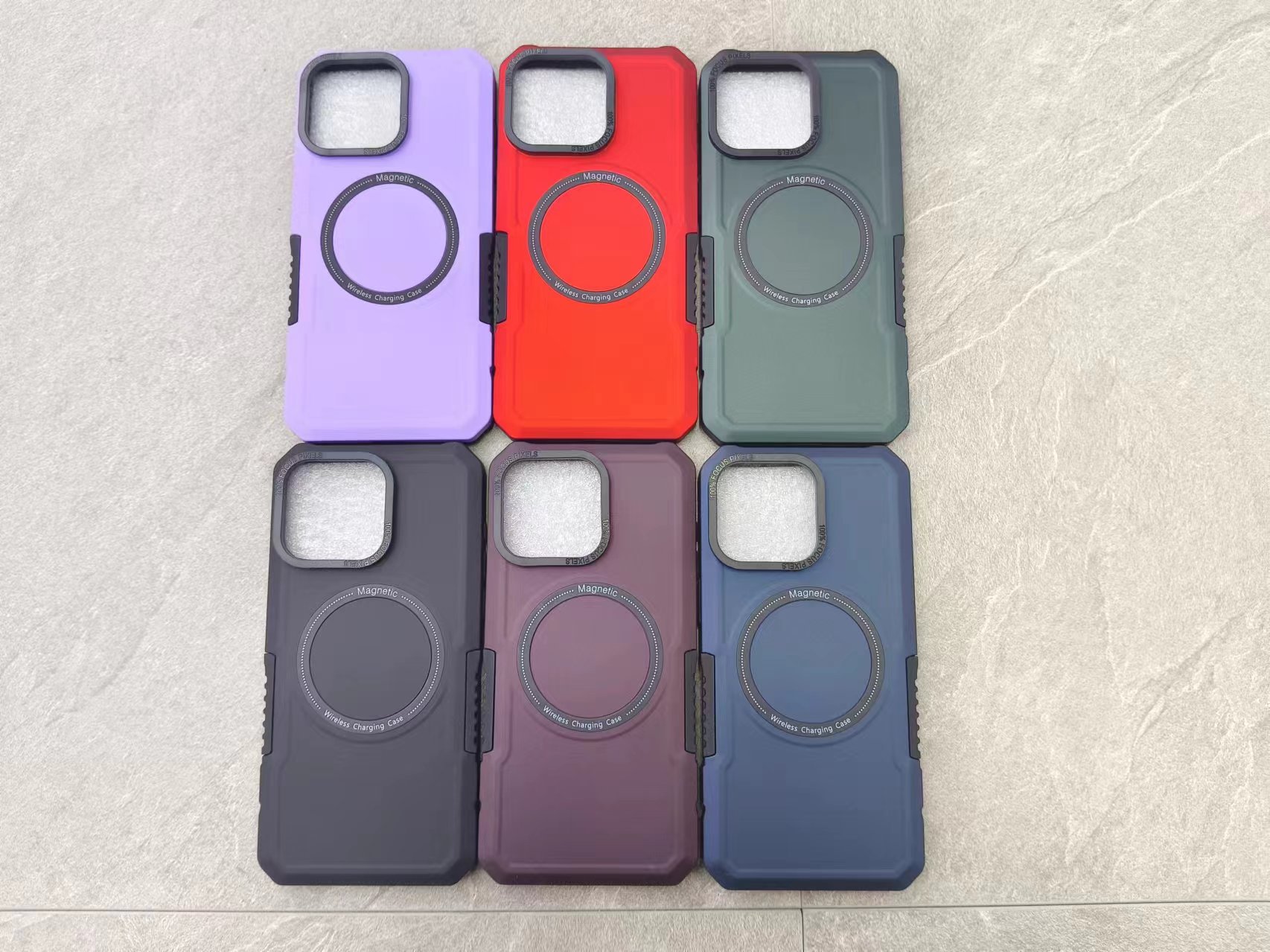 Eye Magnet 2-in-1 phone case