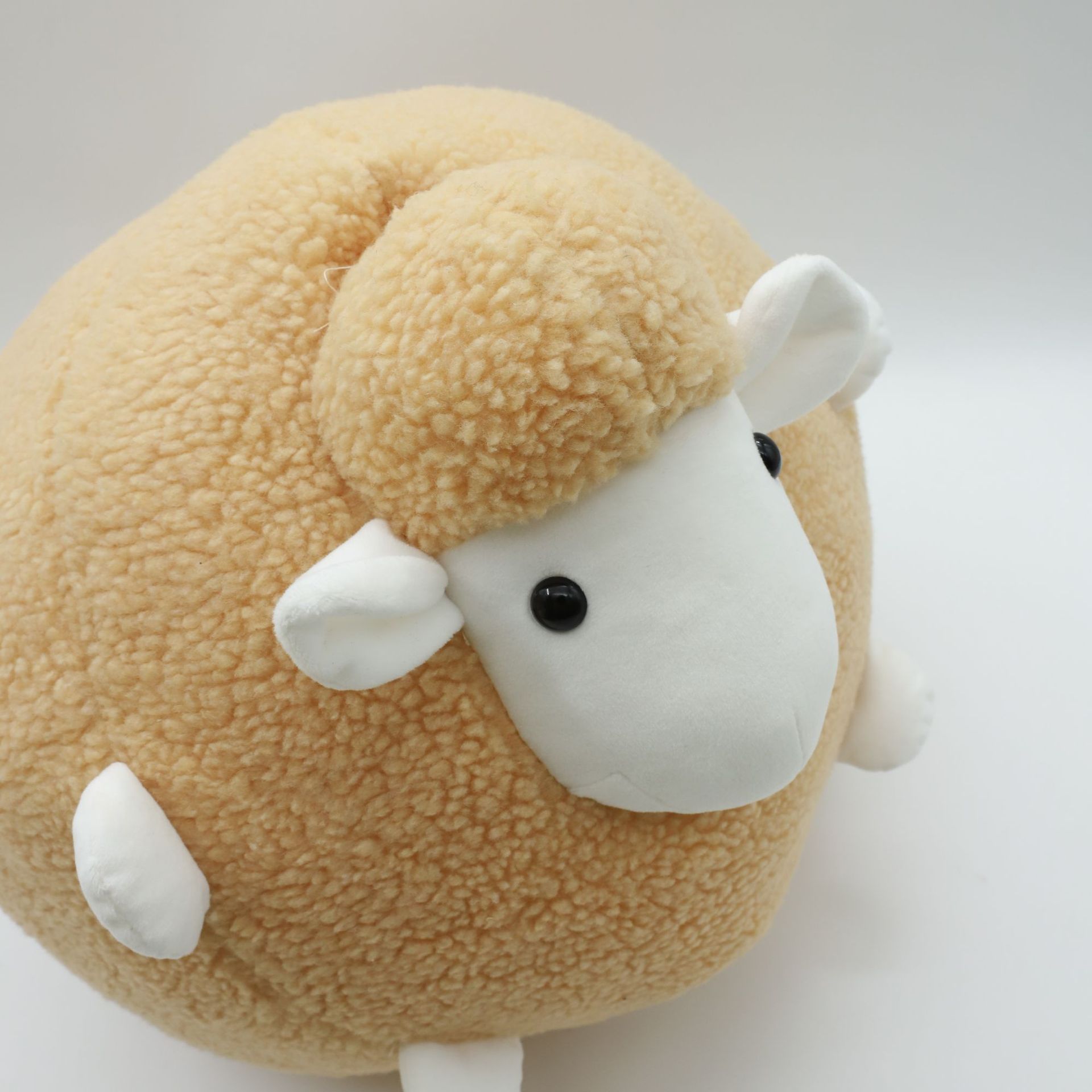 Cute sheep throw pillow blanket two-in-one, Kanglewu animal flannel car air conditioner midday rest blanket order customization pic 12