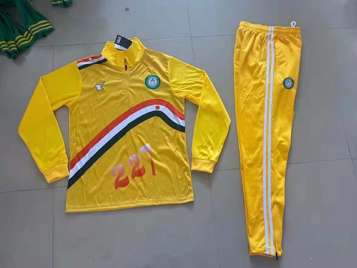 Children's sports pants in navy blue for boys and girls with two stripes and one stripe. Spring and autumn school uniform pants for primary school students Specification image