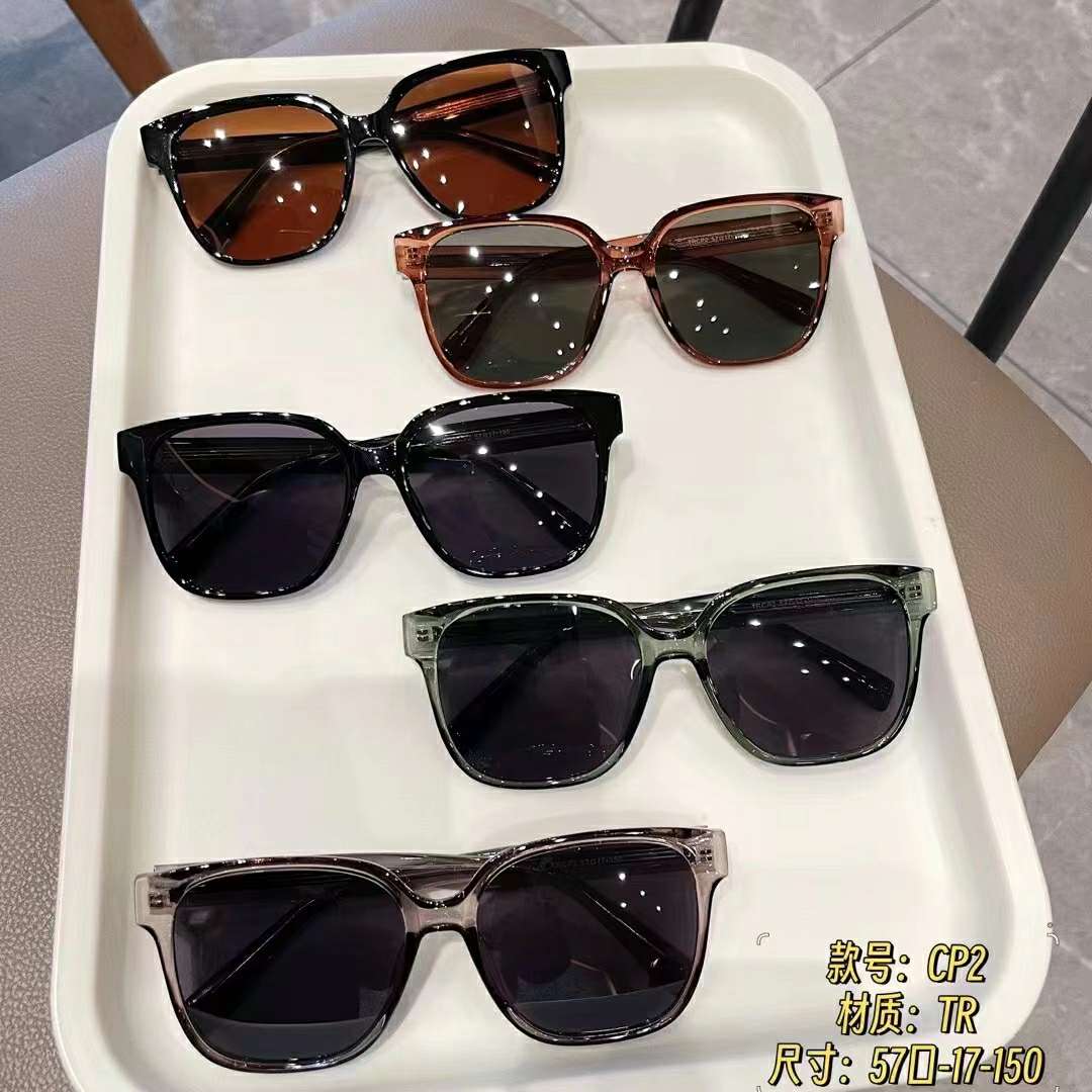 专用防晒偏光太阳眼镜 高清视野墨镜 防紫外线饰品眼镜及配件 轻便舒适太阳镜