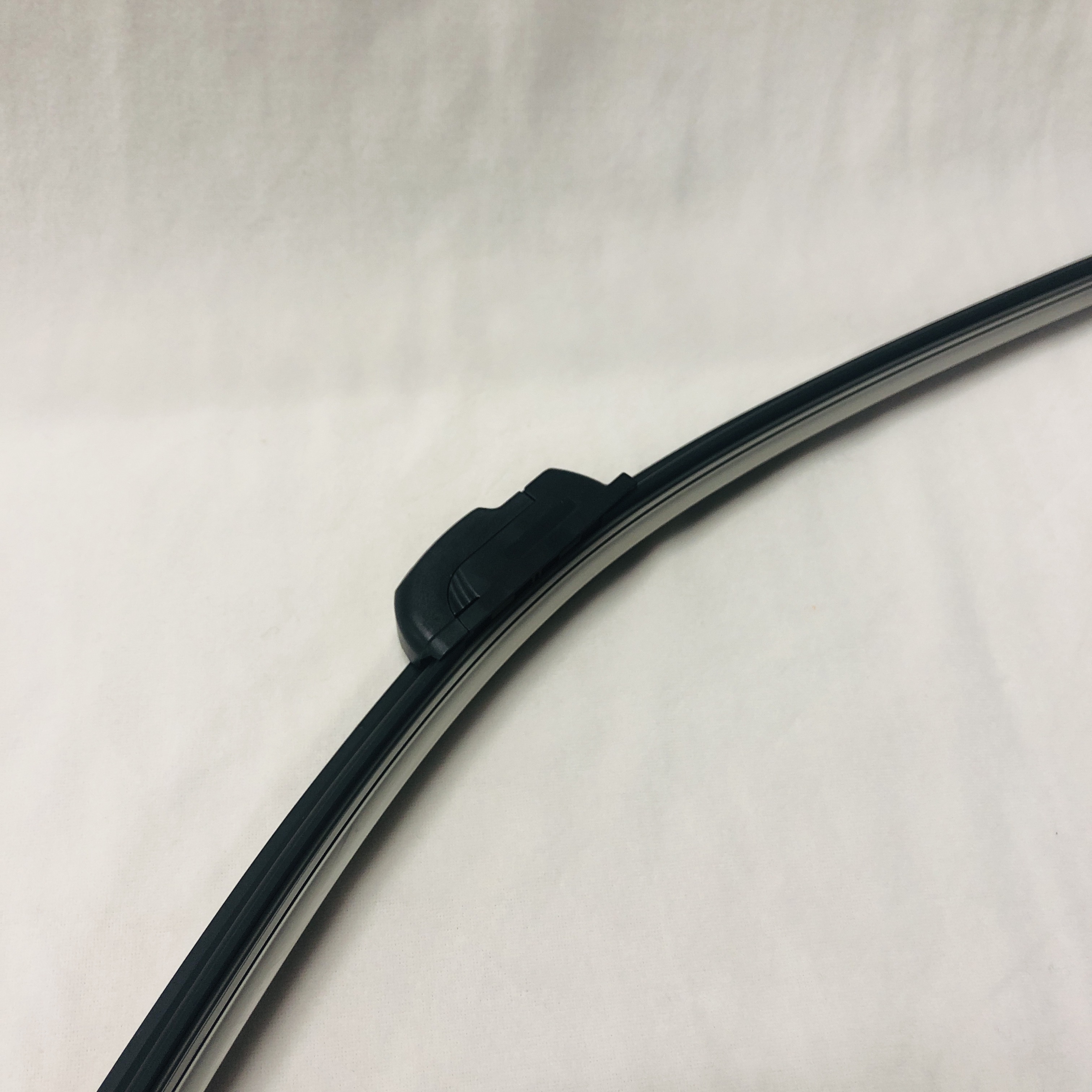 汽车雨刮器无骨硅胶A胶条通用型雨刷多种车型雨刮批发汽车前雨刮详情4