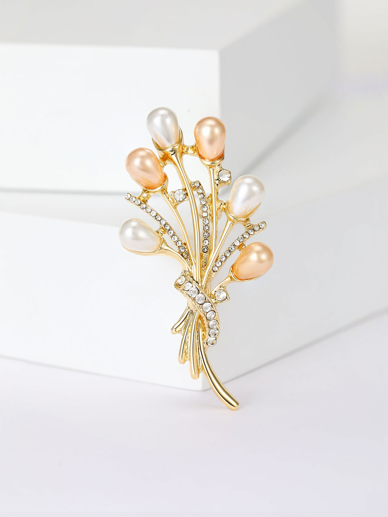 Ziyang Jewelry 2024 New Style Chinese alloy pearl brooch, high-end women's personalized and fashionable brooch, elegant brooch, coat cardigan and accessory factory direct sales Ziyang Jewelry 2024 New Style Chinese alloy pearl brooch, high-end women's personalized and fashionable brooch, elegant brooch, coat cardigan and accessory factory direct sales