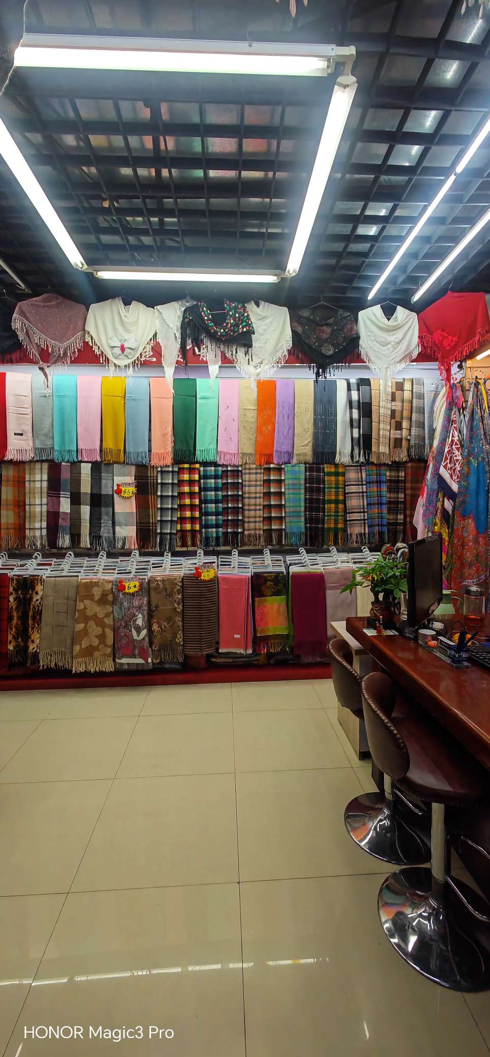 CH scarf describe pic - 6