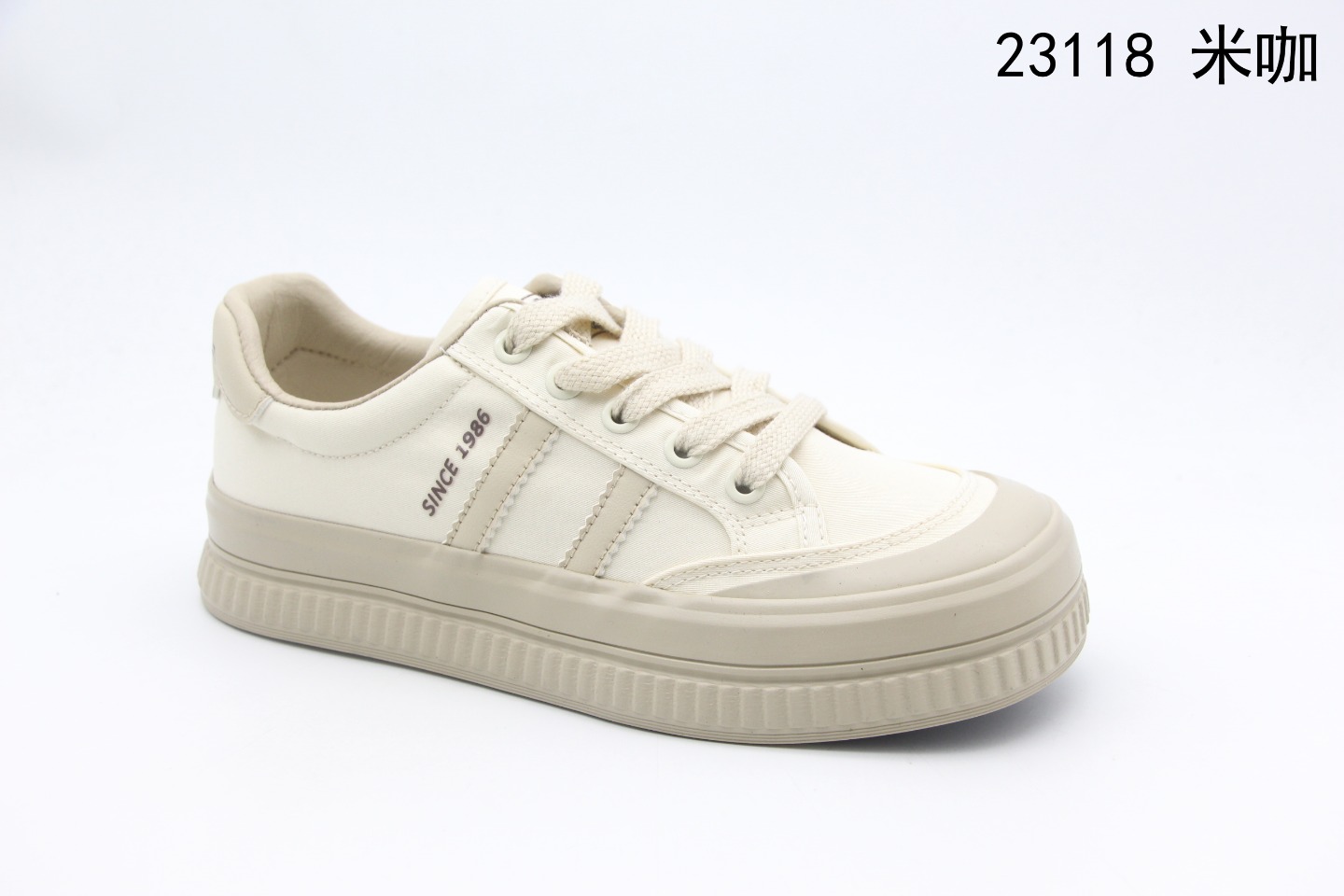 简单女士帆布鞋/时尚休闲鞋/舒适耐穿/经典款式/多色可选/优质材料/透气设计/潮流百搭/轻便舒适/时尚女士鞋细节图