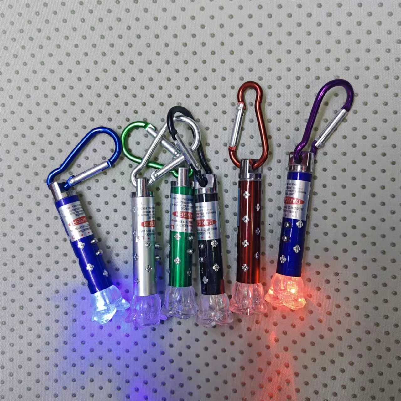 Factory direct sales of laser lights, laser lamps, rose double-flashing lights and infrared aluminum buckle flashlights pic 3