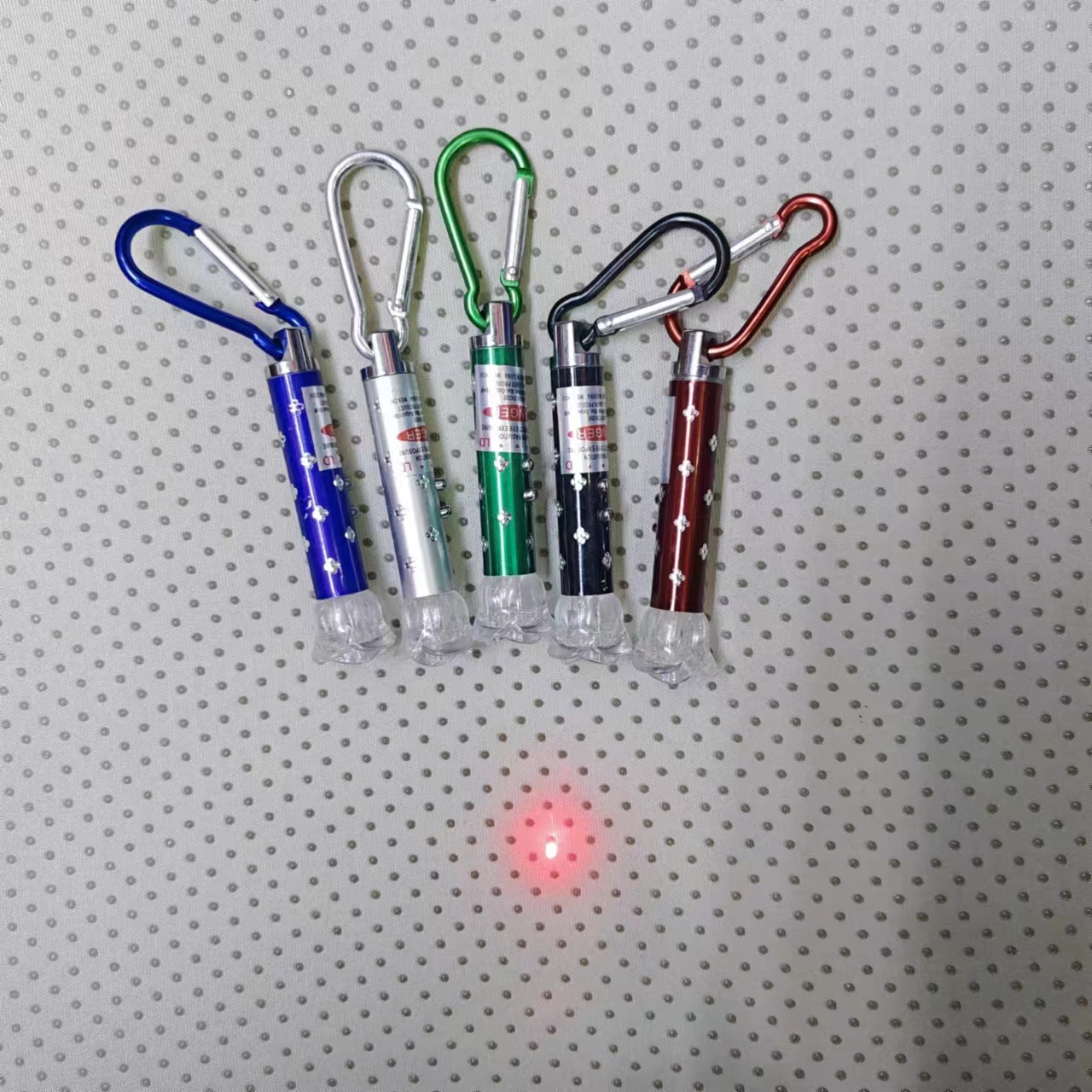 Factory direct sales of laser lights, laser lamps, rose double-flashing lights and infrared aluminum buckle flashlights pic 4