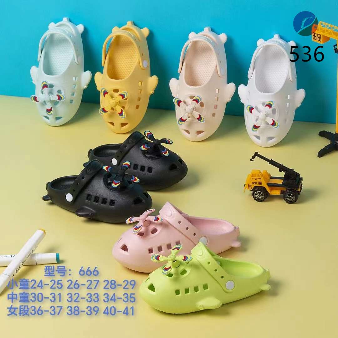 EVA aircraft good goods boys and girls indoor-outdoor Crocs cartoon baby slippers step on poo feel aircraft children's shoes full figure