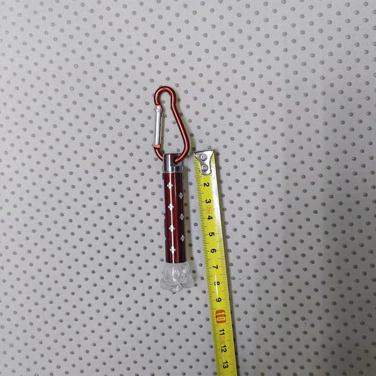 Factory direct sales of laser lights, laser lamps, rose double-flashing lights and infrared aluminum buckle flashlights Application Scenario