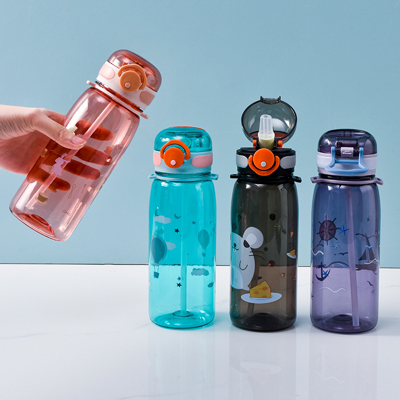 儿童水杯夏天可爱幼儿园塑料吸管水杯子小学生便携式耐高温杯子