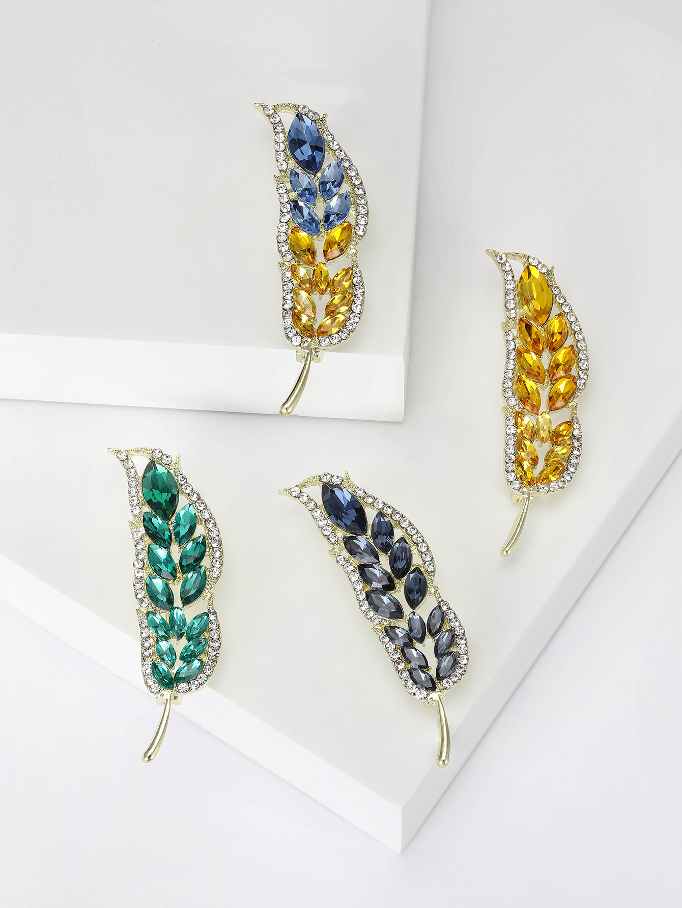New alloy water diamond glass wheat ear brooch and brooch, stylish and versatile for ladies, factory direct sales details Picture