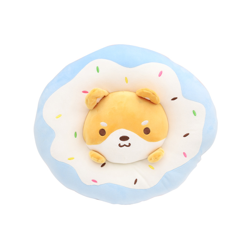 يتم تصميم الدمى المحملة بلعب المحمر المحملة في منزل الترفيه Item Picture