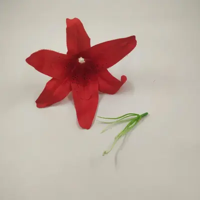 Simulation Plastic Lily With Heart Lily Flower Head Wedding Decoration Diy Flower Materials Flower Shooting Props