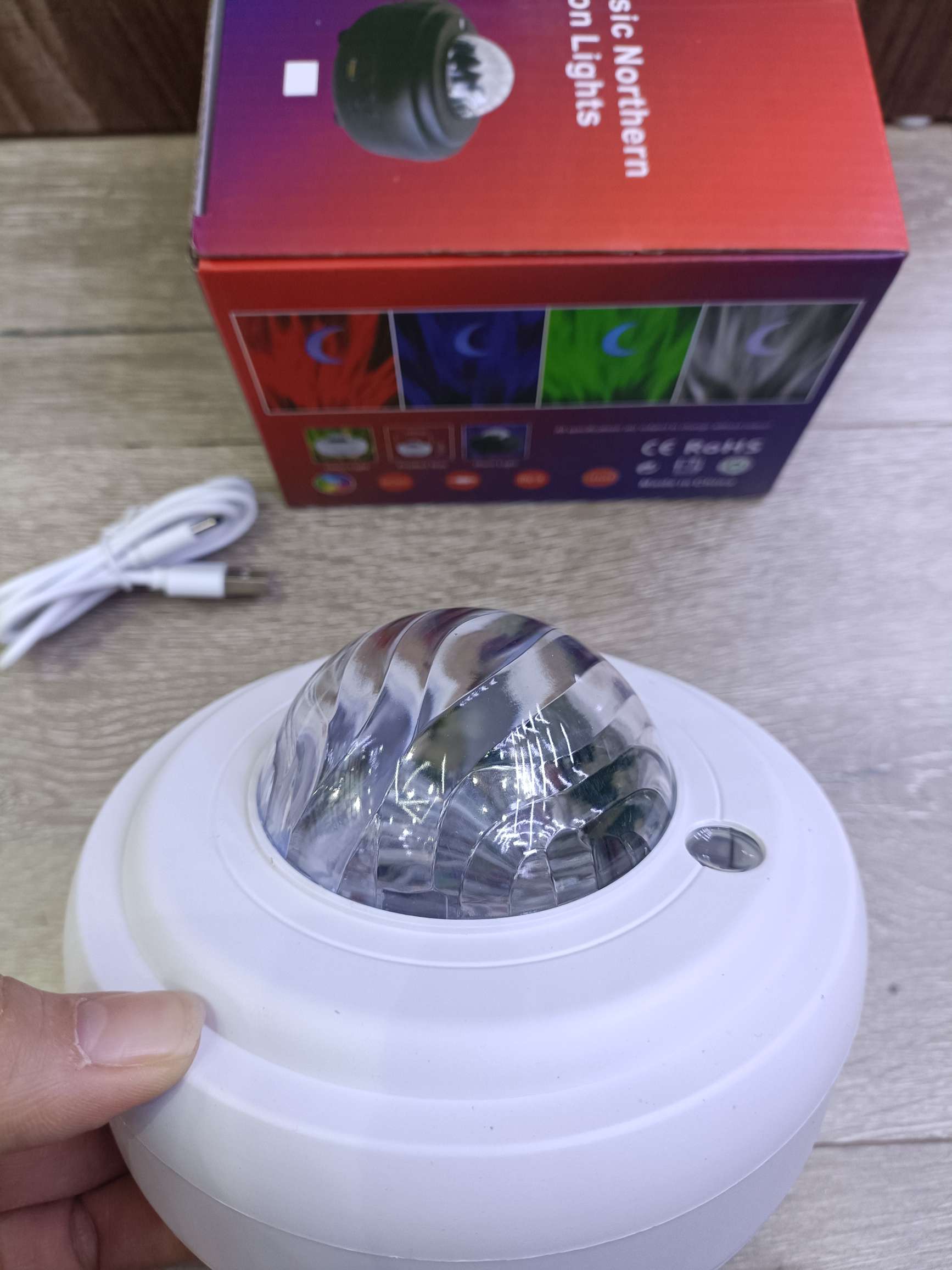 Bluetooth speaker North Pole Starlight moon light Starry projection light Magic ball light atmosphere light night light Northern light Moon light speaker sound Specification drawing