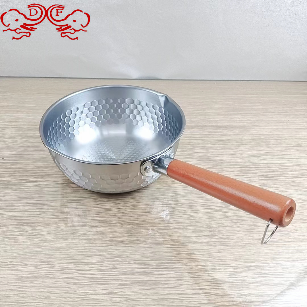 DF99267 snow flat pot for cooking porridge, noodles, milk pot, commercial single-handle flat-bottomed aluminum pot, small soup pot, non-stick pot, water spoon, DF TRADINGHOUSE Item Picture
