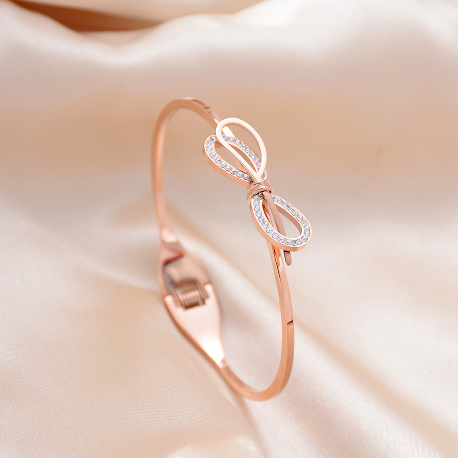 欧美韩个性时尚镶钻蝴蝶结手镯钛钢玫瑰金手环饰品女礼物