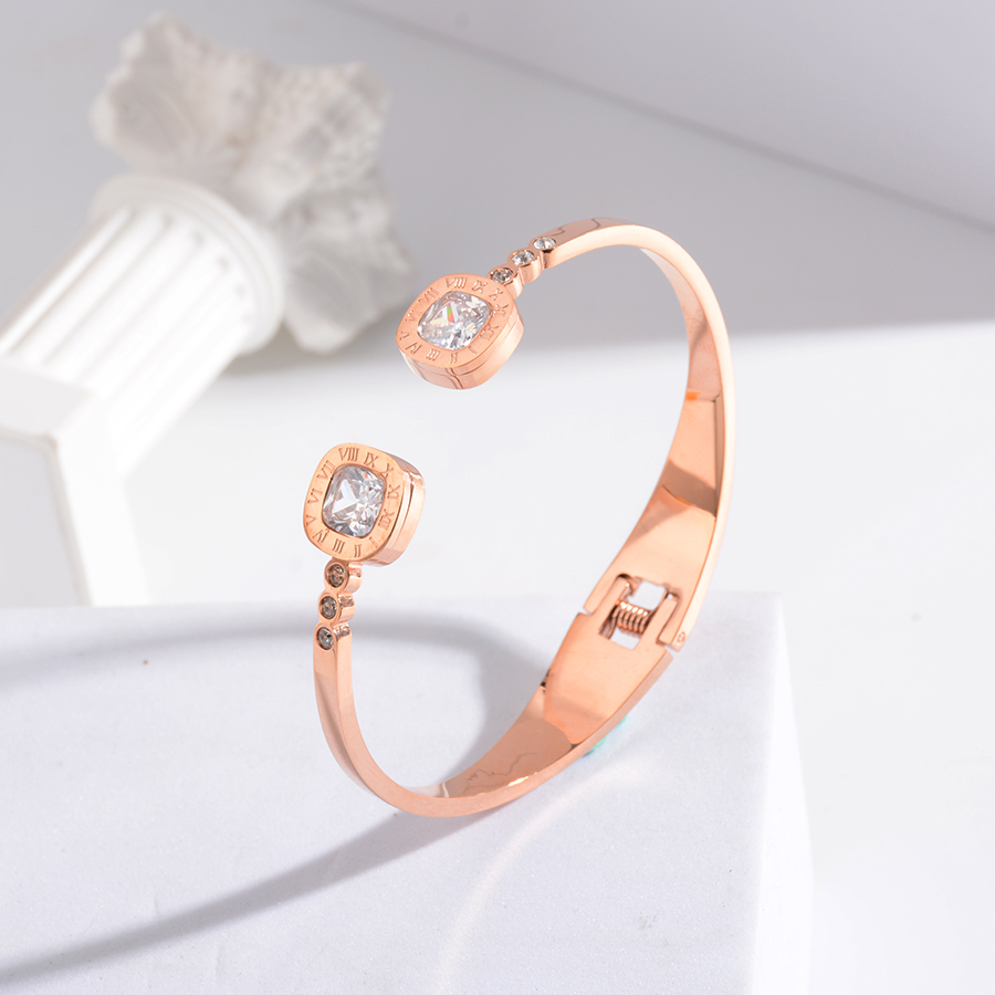 European, American and Korean style unique and simple zircon diamond-encrusted bracelet, now available titanium steel rose gold bracelet for women