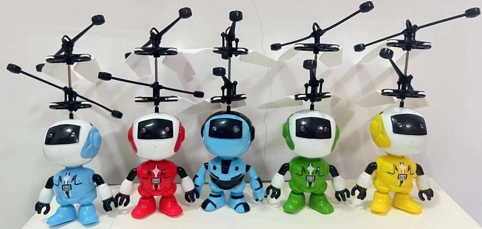 Luminous floating Santa Claus, cute pig robot, helicopter sensing aircraft, children's toys factory direct sales undefined