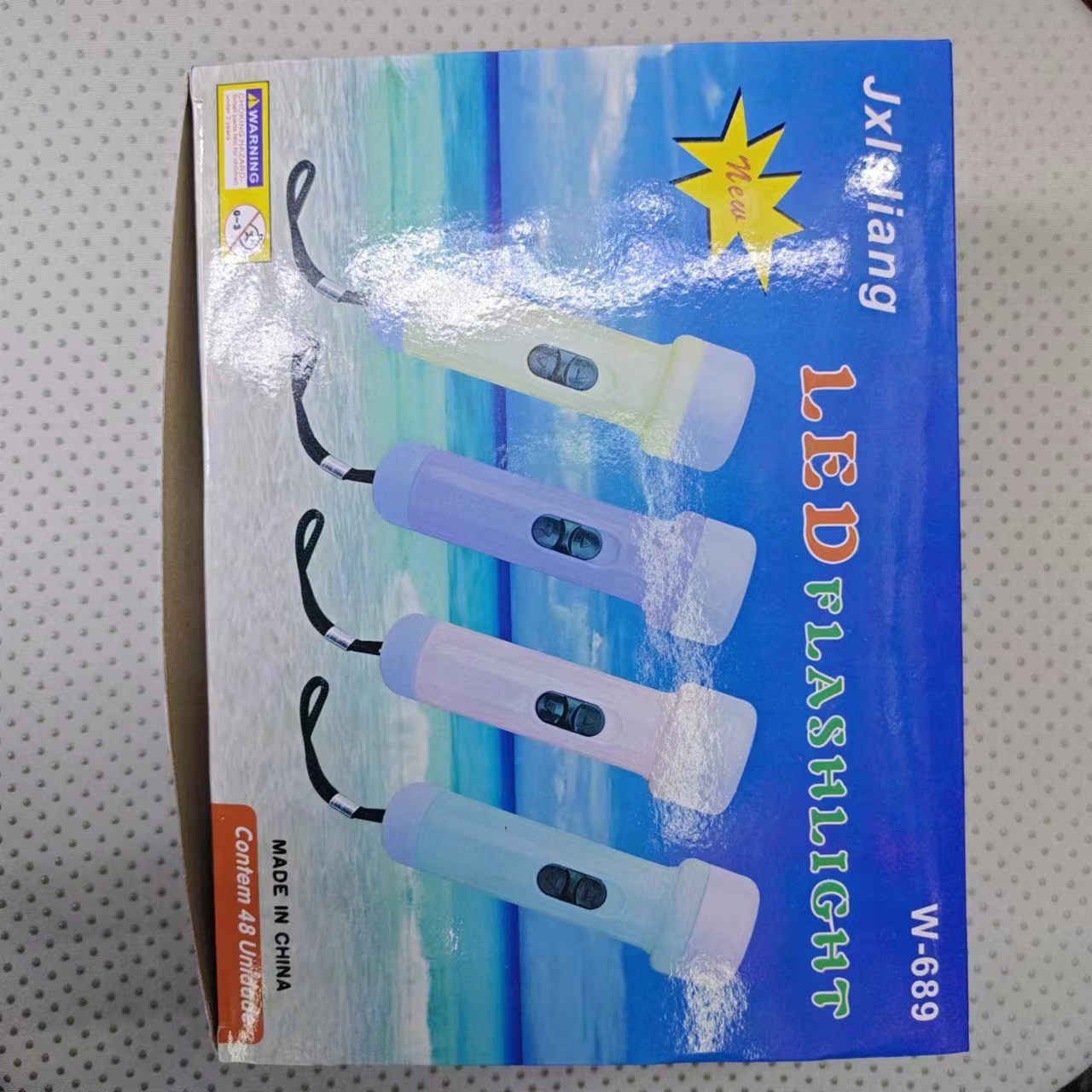 Portable flashlight, lanyard, button, electronic small flashlight, small gift event, factory direct sales W-689 luminous toy pic 1