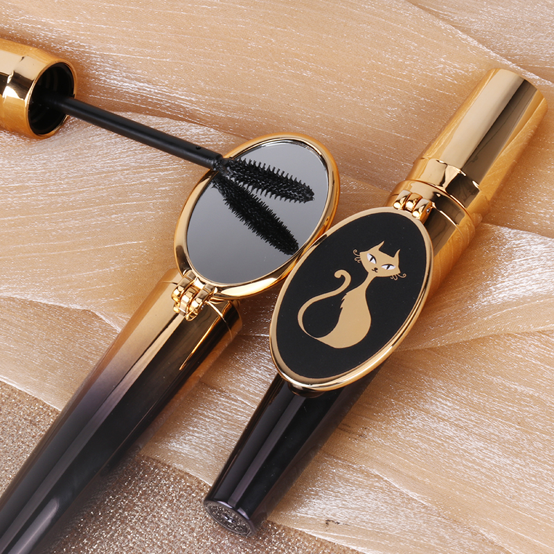 MAYCHEER's long and thick mascara with a feathery feel can curl up for a long time without smudging or smudging, and it can shape eyelashes details Picture