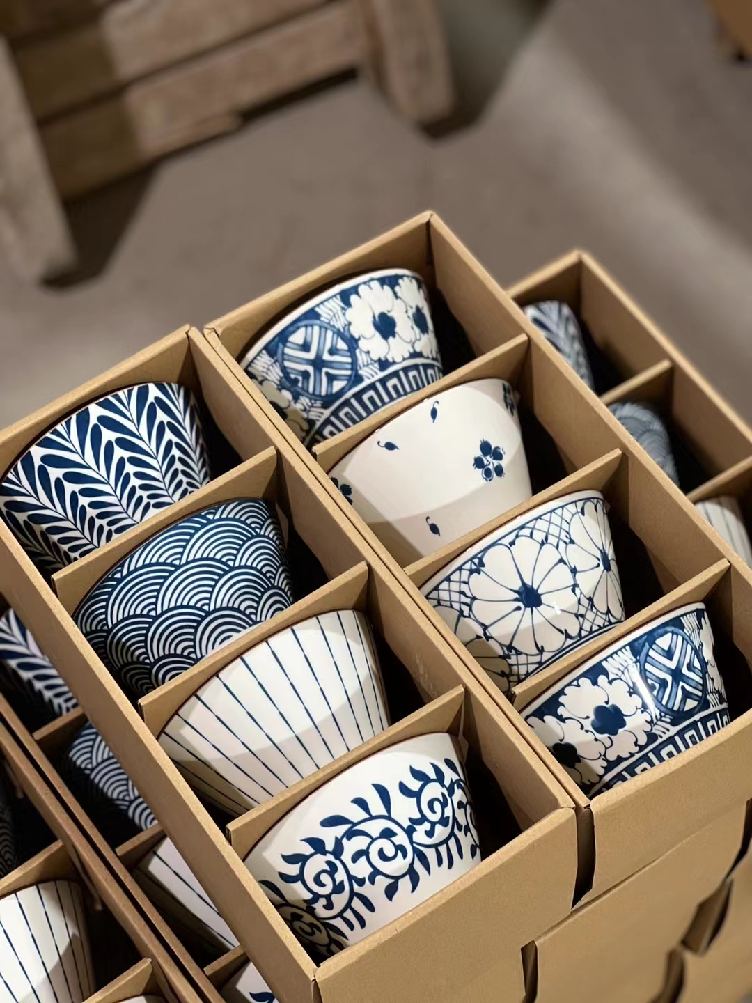 Japanese bowl plate tableware Japanese tableware Gift Ceramic bowl Gift bowl tableware set Japanese bowl Ceramic tableware Ceramic plate cup Chinese tableware cartoon tableware fruit bowl thumbnail