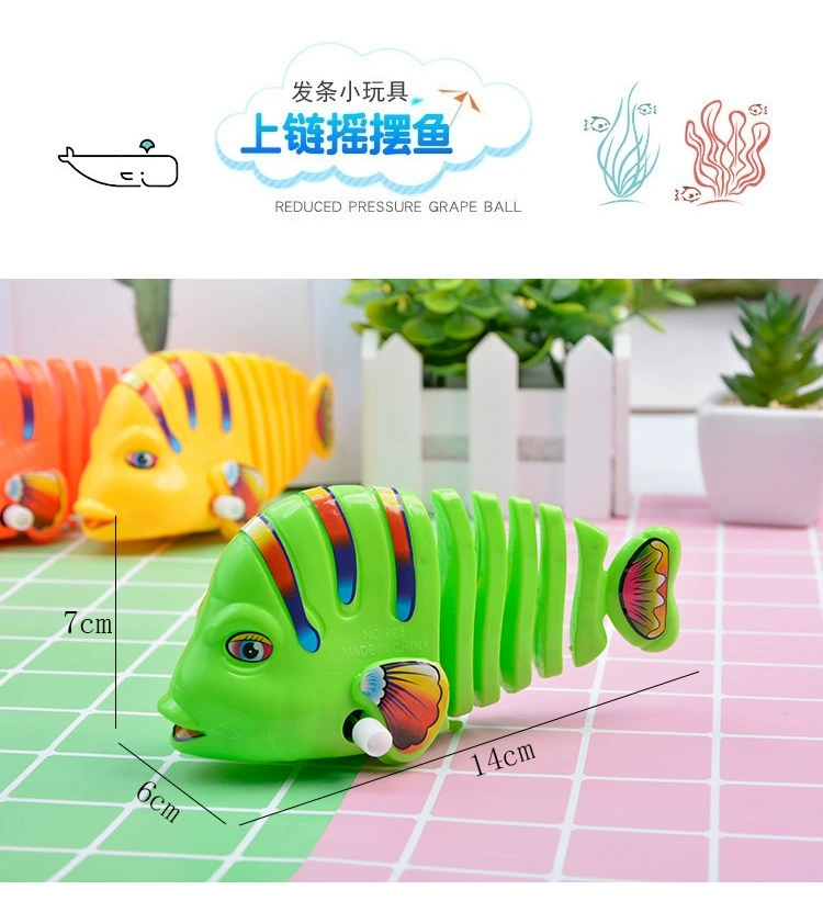 Cartoon creative winding spring swinging fish, imitation small animals that can run, small gifts that can move, swinging tail fish, children's toys detail image 3