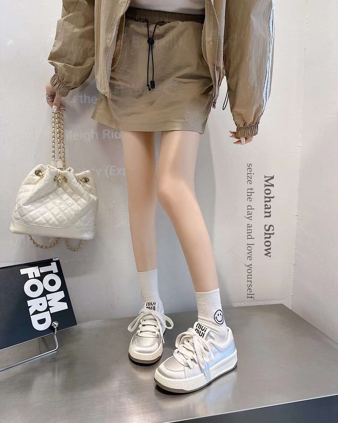 女式休闲单鞋实物图