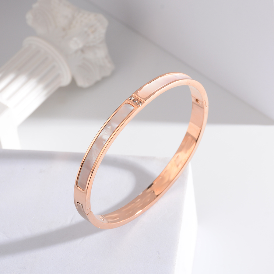 European, American and Korean fashion bracelets, women's rose gold diamond-encrusted shell bracelet, versatile and simple titanium steel jewelry, student open and elegant wristband Specification image