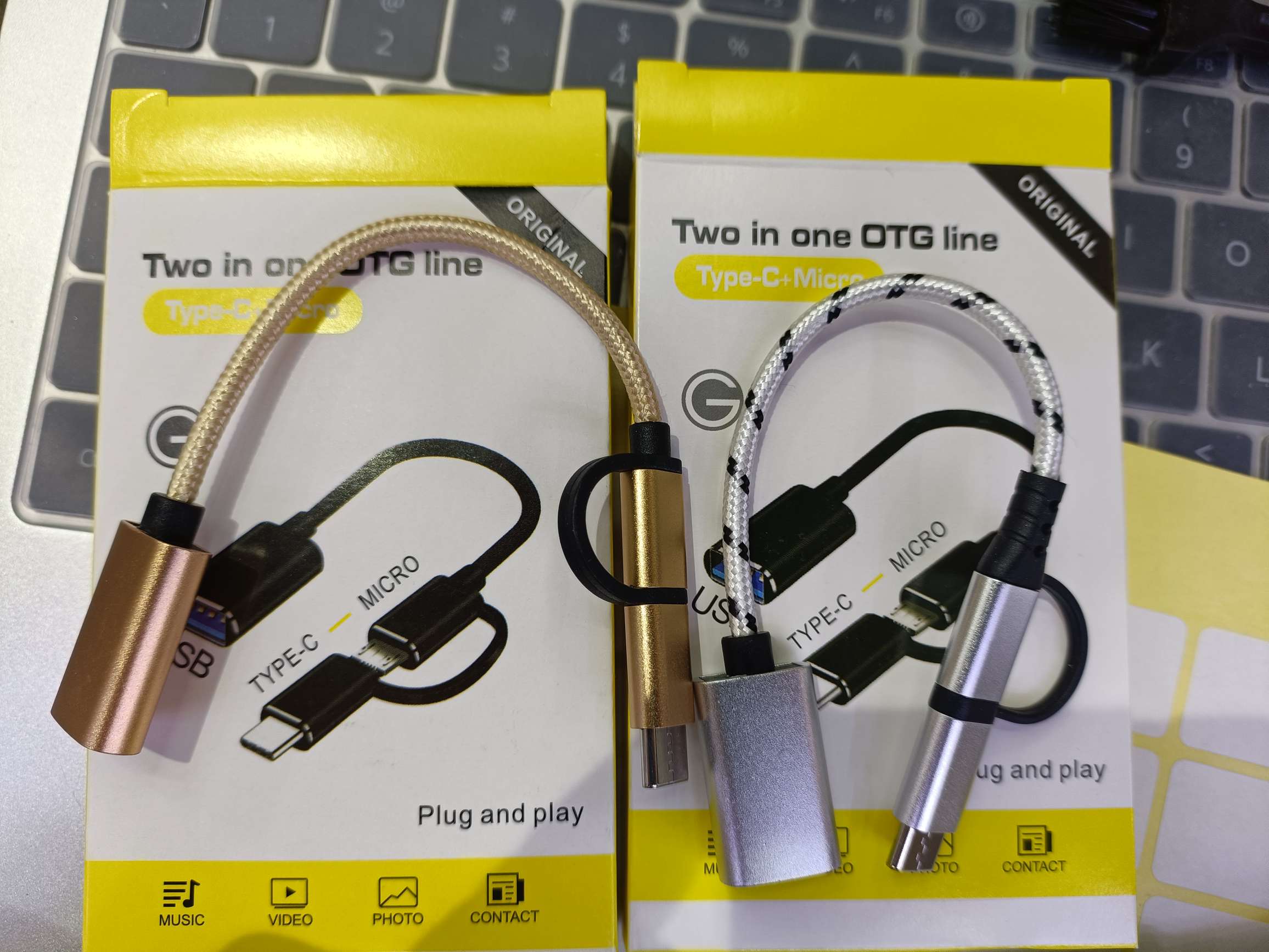 Mobile phone transfer cable OTG transfer cable 2-in-1 Transfer cable Adapter Android +Type-C port Monochrome two-color