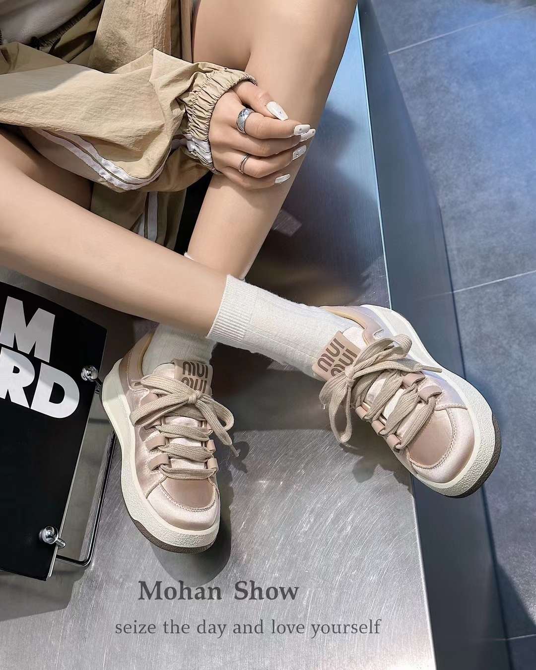 春款时尚/休闲女鞋/高质量/时尚潮流/舒适款式/优雅设计/轻便穿搭/多样选择/品质保证/独特风格白底实物图