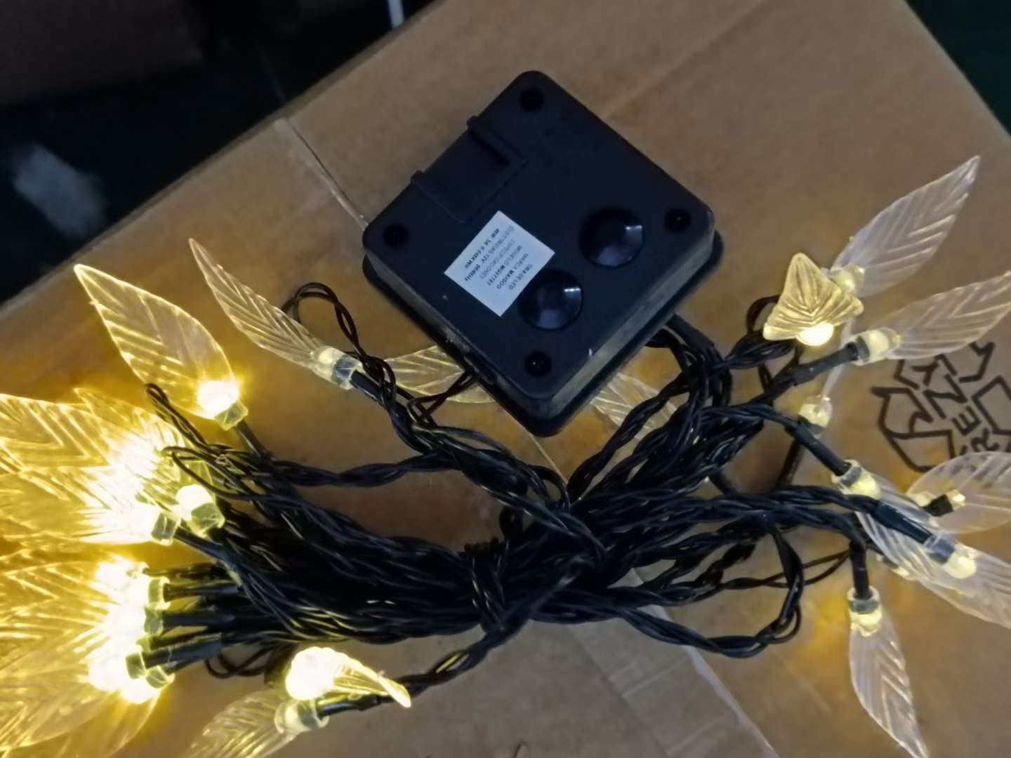 LED发光太阳能灯串彩色星星爱心雪花圣诞求婚生日礼物派对用品儿童装饰彩灯白底实物图