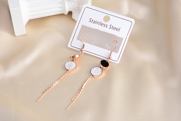 European, American and Korean trendy, personalized and fashionable black and white round mud diamond earrings, titanium steel diamond-encrusted earrings, rose gold jewelry for women pic 4