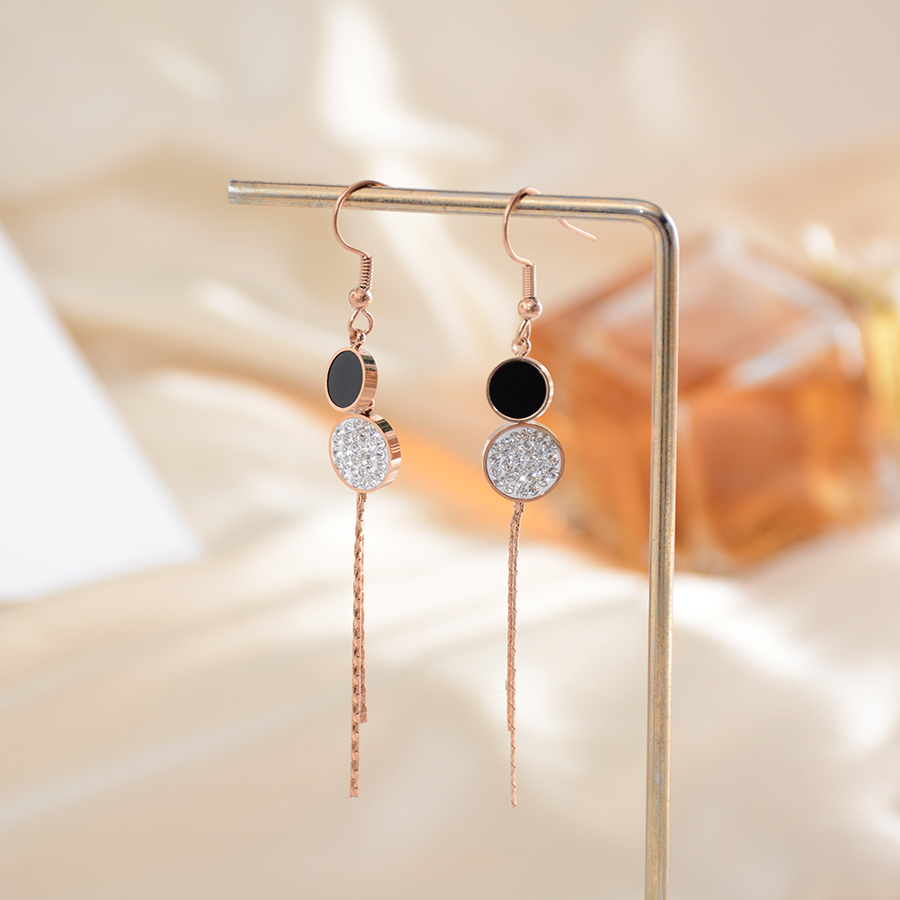 European, American and Korean trendy, personalized and fashionable black and white round mud diamond earrings, titanium steel diamond-encrusted earrings, rose gold jewelry for women Specification image