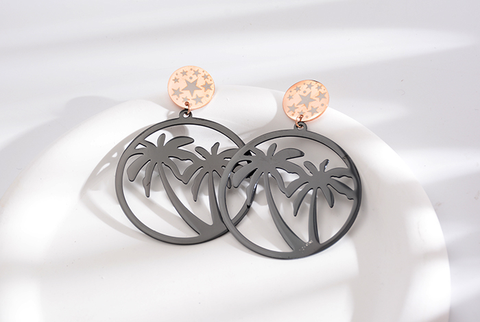 European, American and Korean fashion exaggerated big tree black piece earrings, large round titanium steel earrings, rose gold jewelry, women's trendy style pic 5