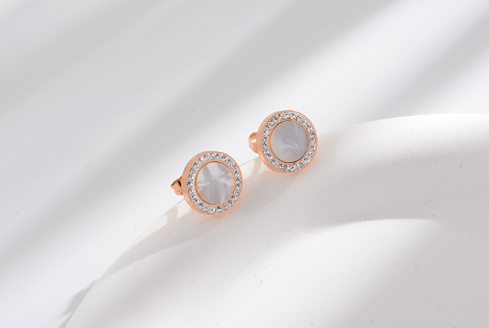 欧美时尚简约白色贝壳耳钉圆形玫瑰金耳饰女款饰品百搭详情3