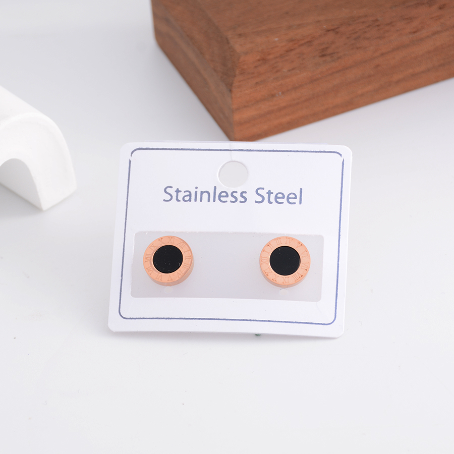 Korean-style simple and fashionable black Roman round ear studs titanium steel rose gold earrings, stylish and versatile for women Application Scenario
