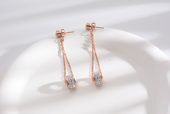 欧美潮流时尚百搭长款泥钻耳环钛钢玫瑰金镶钻耳饰女款饰品礼物详情2