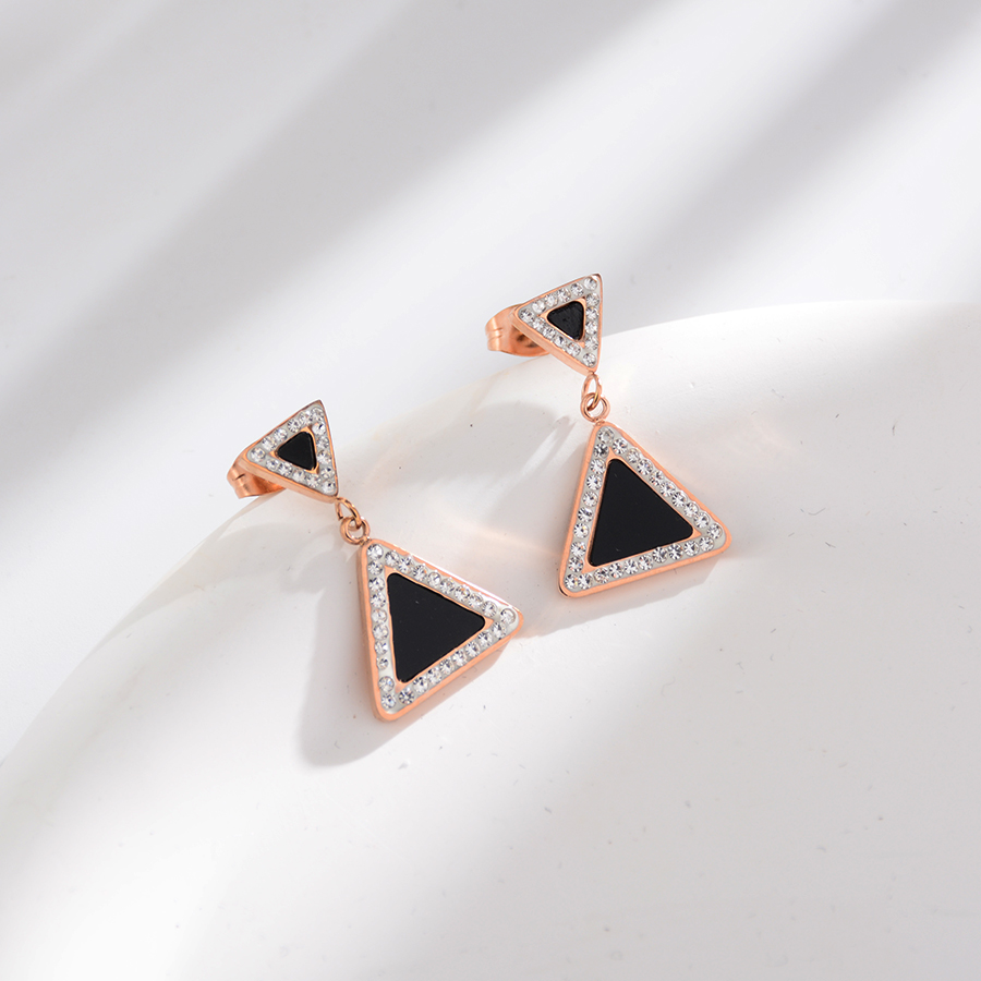 European, American and Korean fashion trend accessories, mud diamond triangular earrings, titanium steel rose gold jewelry, diamond-encrusted, versatile for women Specification image