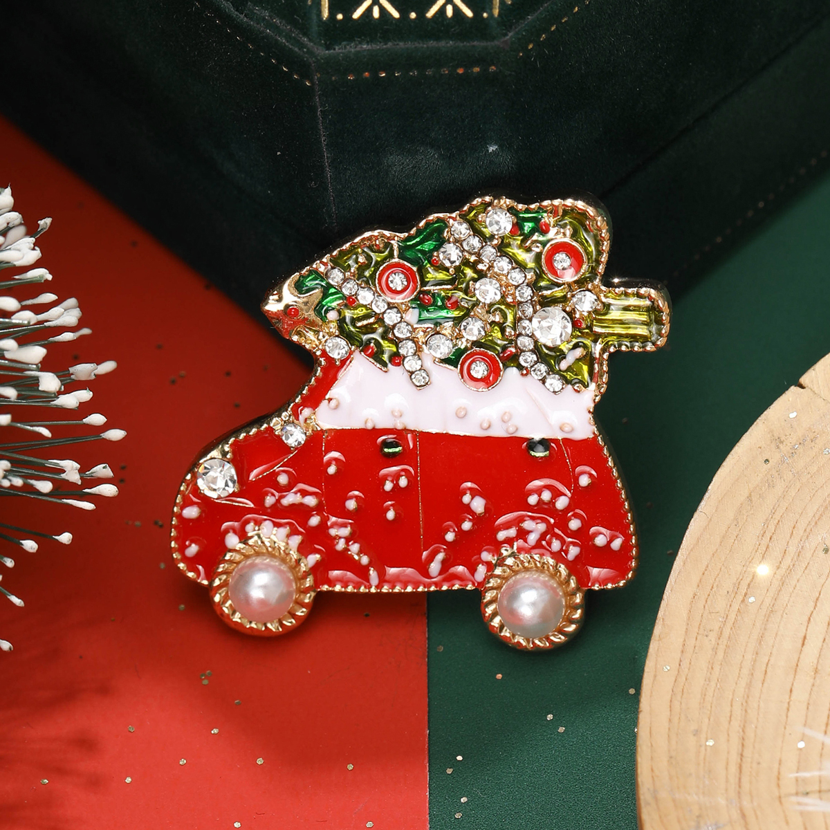 2024 Women's new Rhinestone Christmas series Classic upscale series Brooch Vintage Corsage Brooch Women's Fashion Pin jewelry Neckline design sense of accessories Suit accessories thumbnail